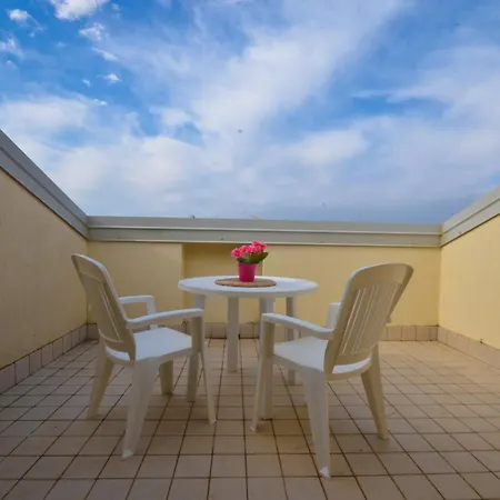 Carina Бібіоне