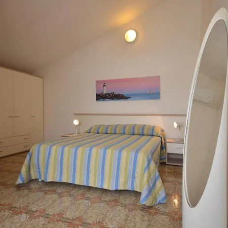 Carina דירה ביביונה